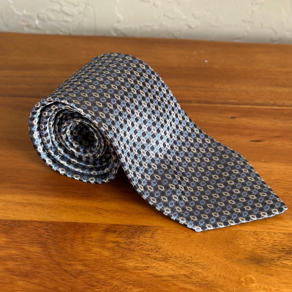 Geoffrey‎ Beene blue and cream neck tie Made in Italy